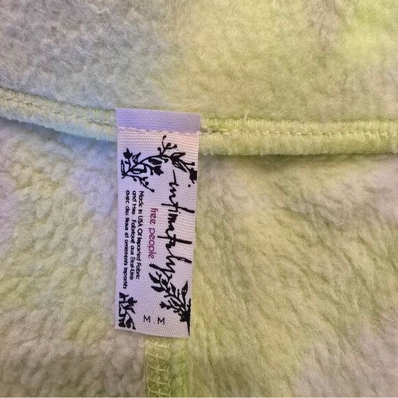 NWOT Women’s Kelly washed shorts, Size M - Picture 5 of 7